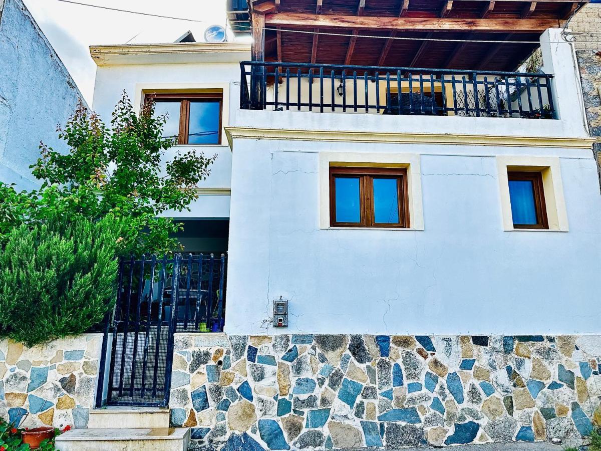 Elia Woodstone Houses Exterior photo