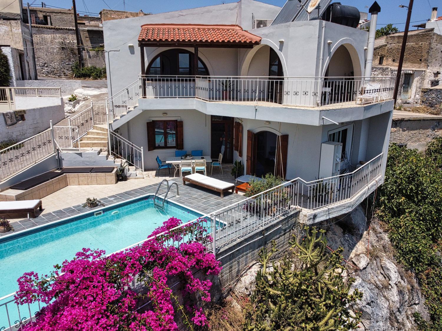 Elia Woodstone Houses Exterior photo
